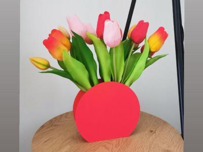Round vase