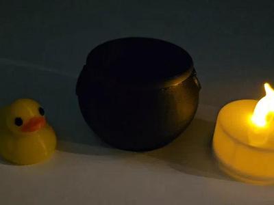 Cauldron / Pot
