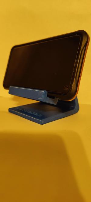 Cannabis Phone Stand for Thick Phones (Universal)