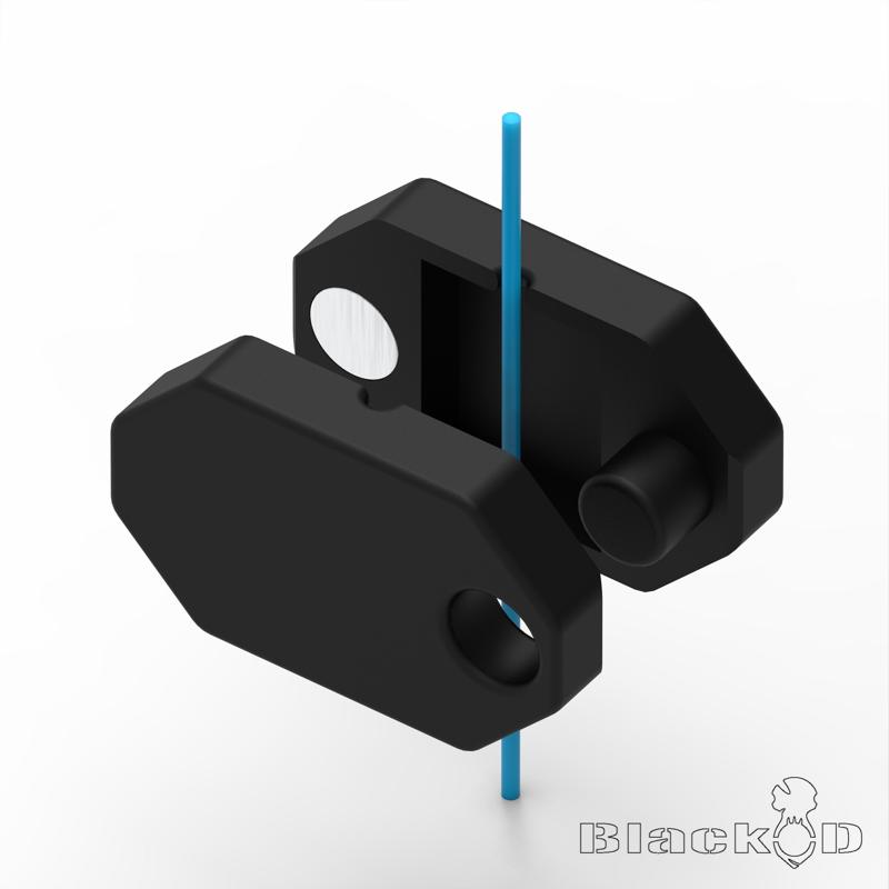 Filament cleaner with magnetic clip