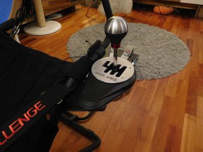 Playseat Challenge Thrustmaster TH8 shifter mount