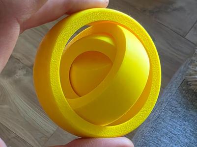 Fidget spinner