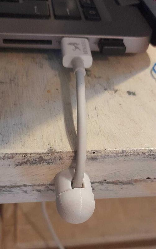 CABLE HOLDER // WIRE HOLDER // CELL PHONE