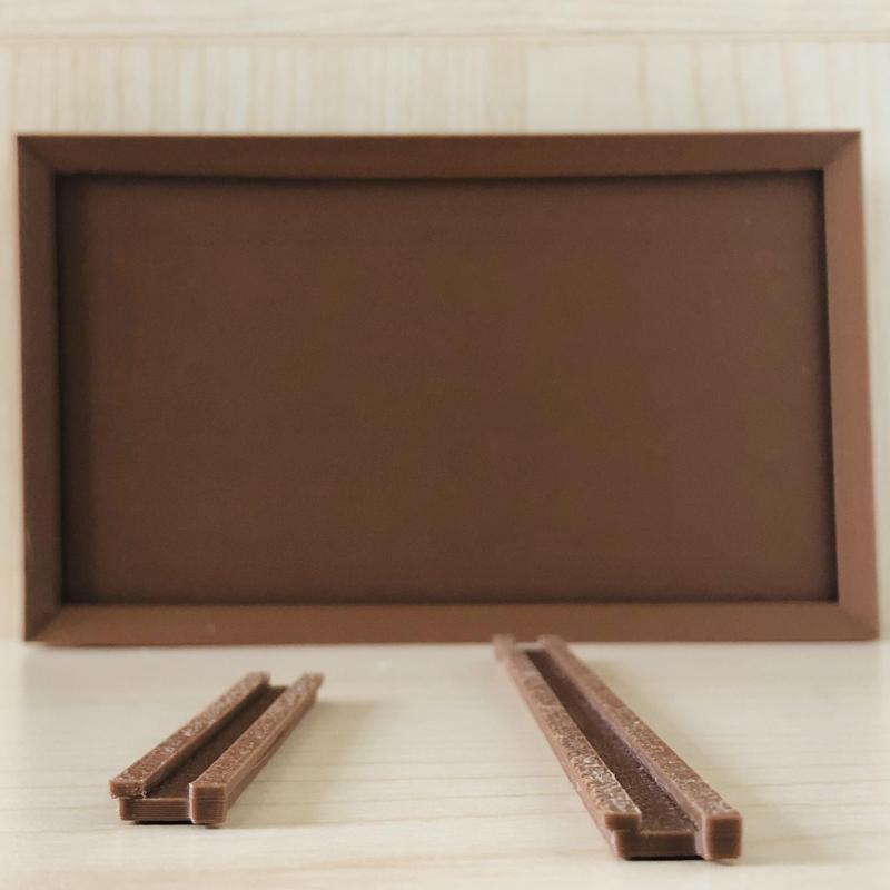 Ultra-versatile photo frame