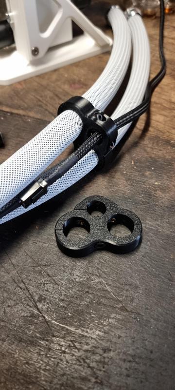 Hose clamp Tubeclamp with cable guide MO-RA external water cooling