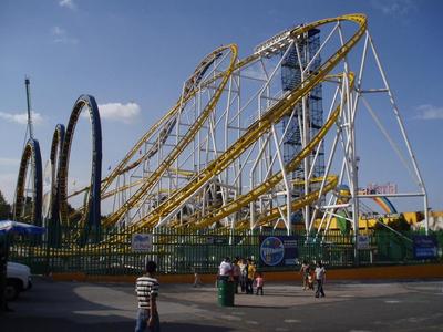 Magnum Force at Flamingo Land/Montana Infinitum at La Feria Chapultepec Magico