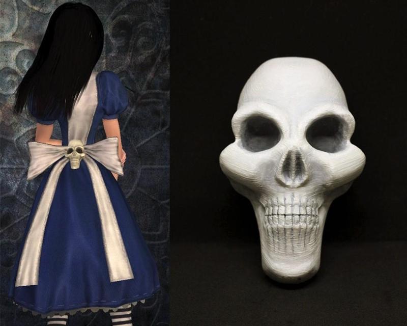 Alice Madness Returns cosplay - skull for a classic dress