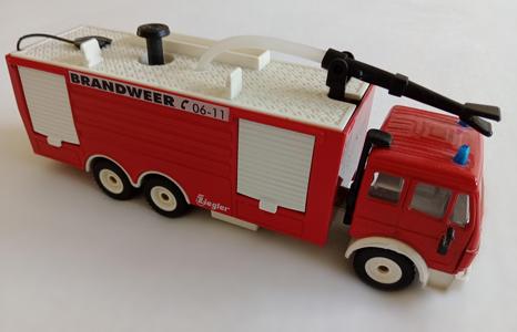 Siku 3429 fire engine water cannon