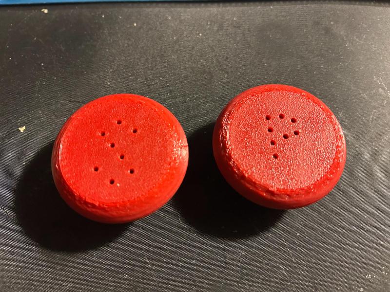 Salt and pepper tops for Fender style boxes