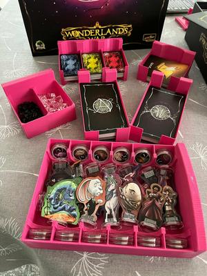 Wonderland's War insert