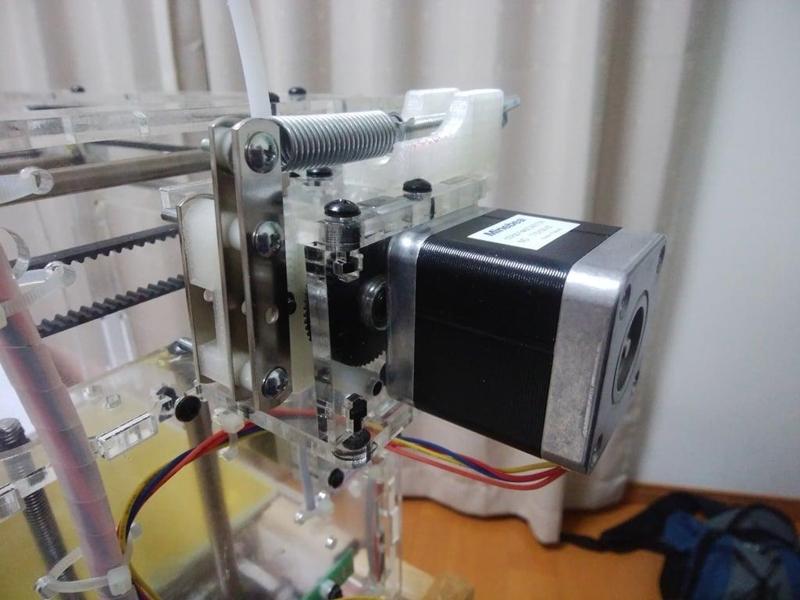 idbox! extruder enhanced arm  "Beetle"