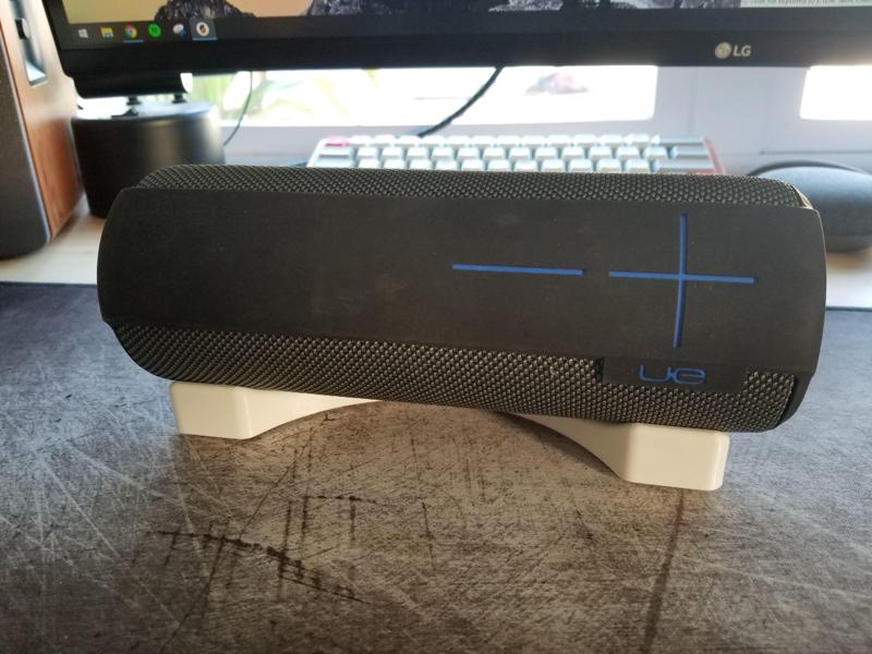 UE Megaboom Stand