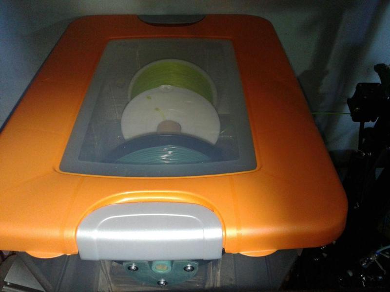 Contenedor de carretes /  Reel container