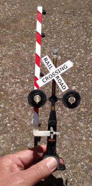 G gauge crossing gate
