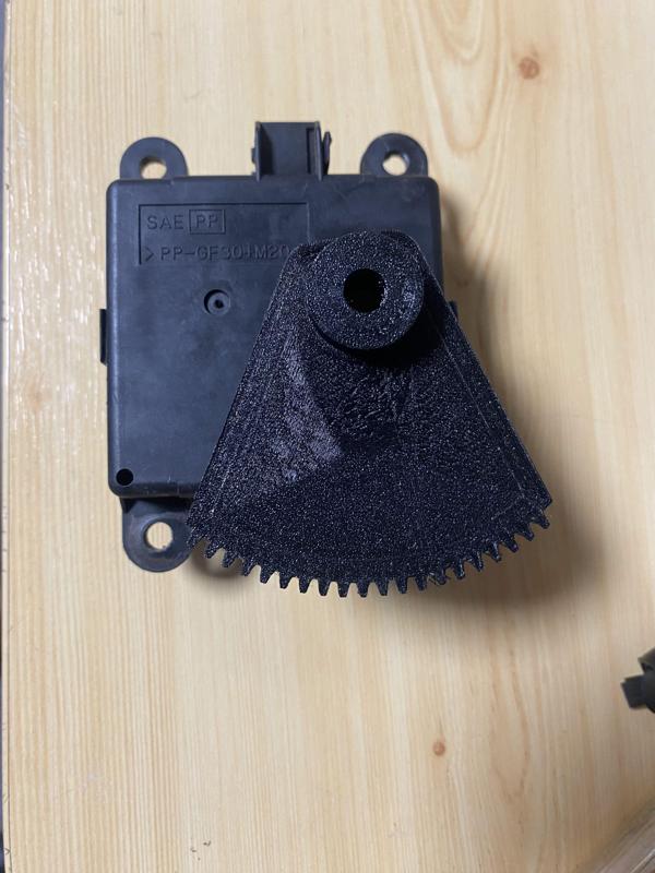 Nissan Qashqai Air Heater Flap Actuator Gear