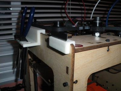 Razor Blade Holder