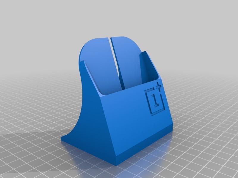 One+ 5T Charging Stand