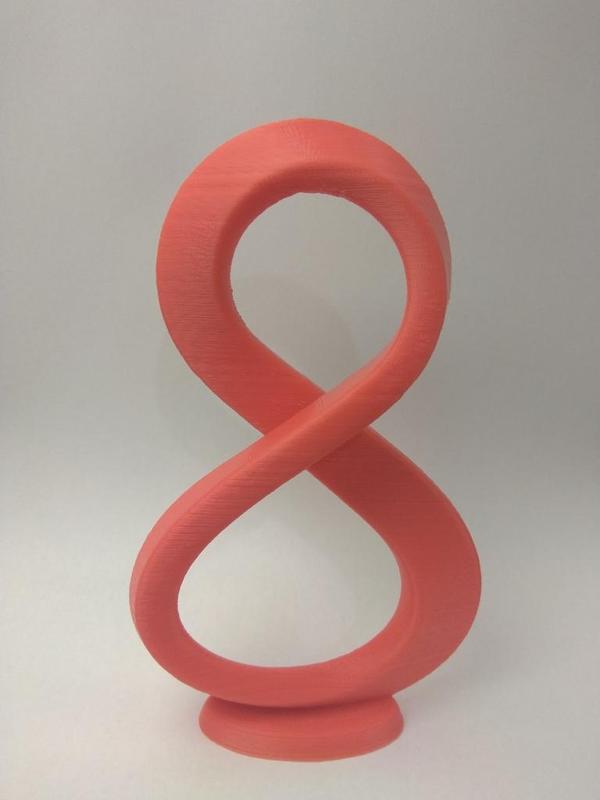 Mobius strip 8 castomisable in blender