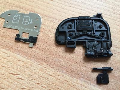 Canon 7d battery door / Trappe batterie Canon 7d