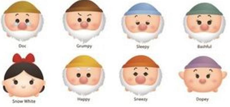 8 COOKIE CUTTER TSUMTSUM WHITE SNOW AND THE SEVEN DWARVES