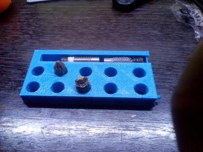 nozzle holder