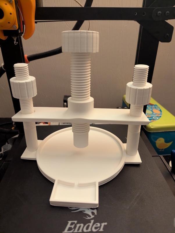 Presse a fromage - Cheese press