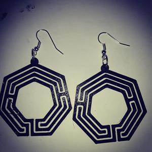 labyrinth earring 4