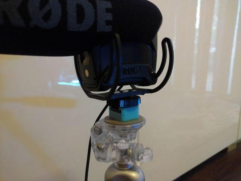 1/4 inch to hot shoe adapter