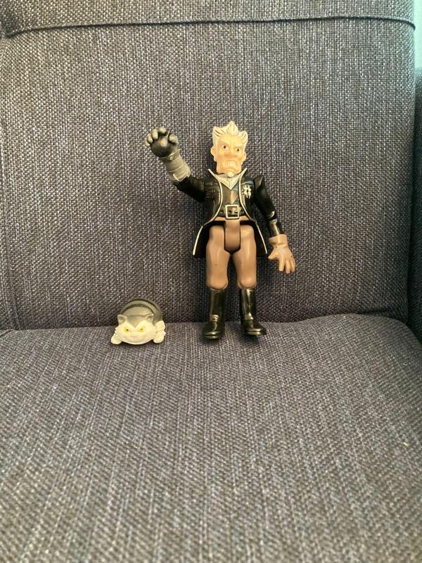 DR. CLAW, ARM, BOMB, CAT