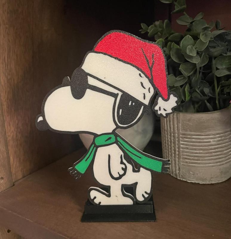 Snoopy Joe Cool Santa / 4 Color / Christmas decor