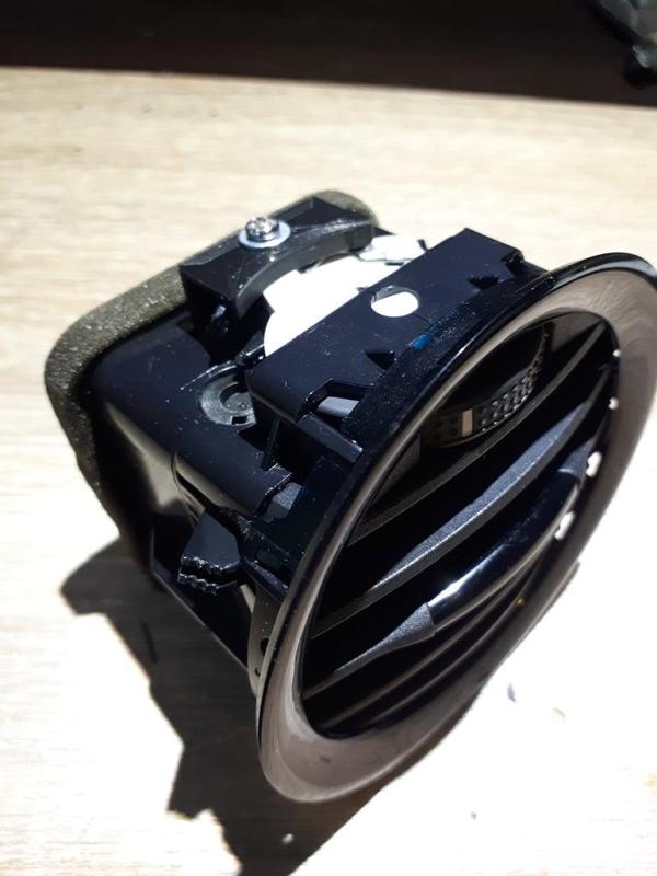 OPEL Corsa vent grill fix