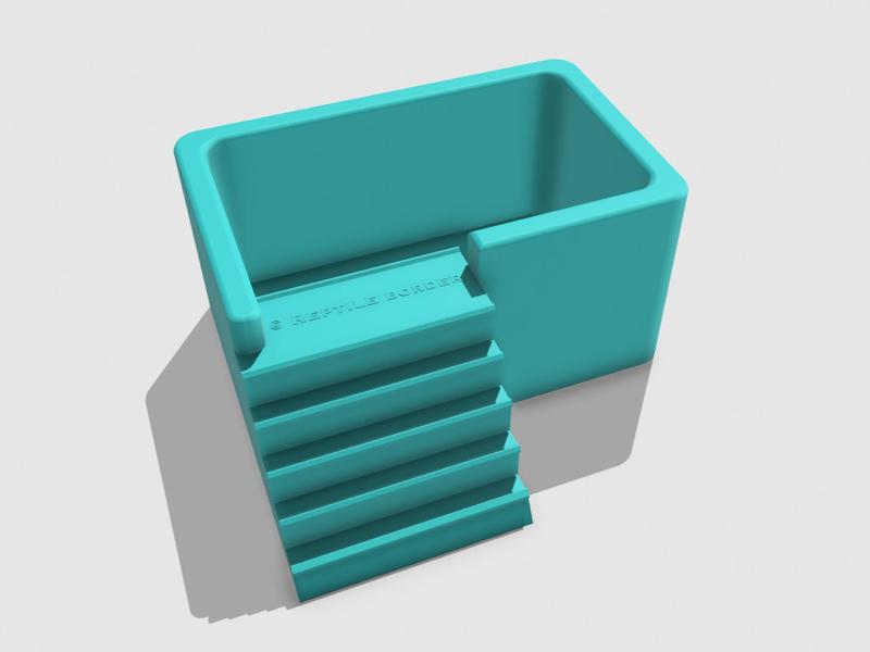 A6 Gecko Staircase Water Dish