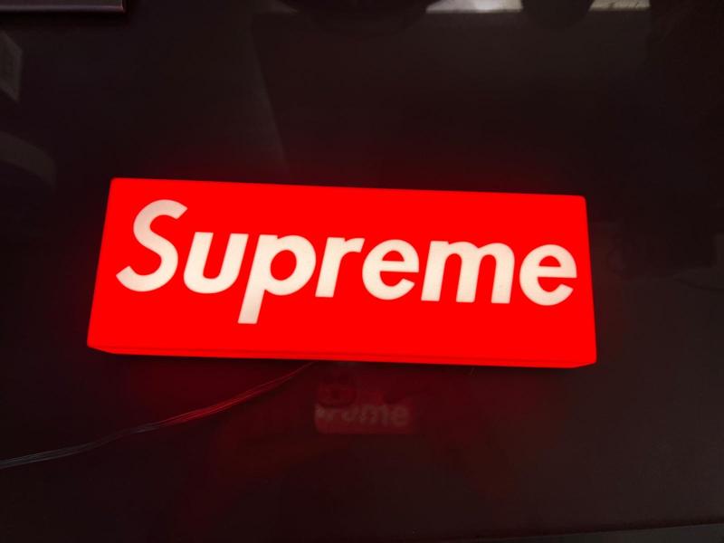 supreme lightbox 