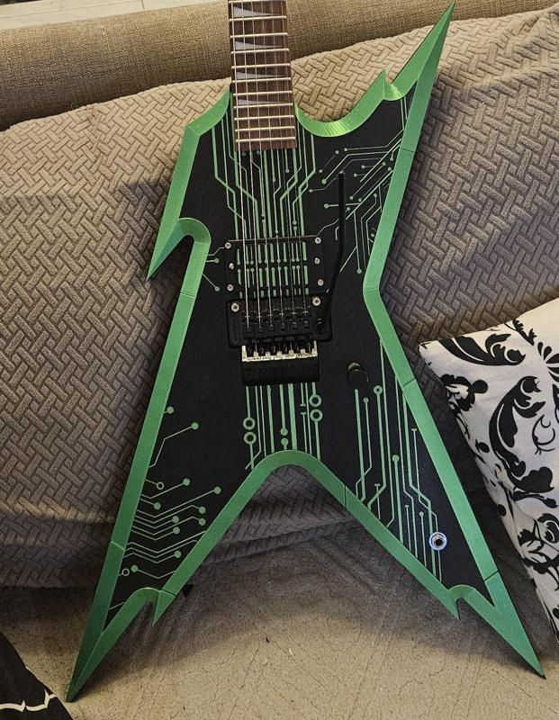 The SYS32 Electric Guitar Dean Razorback Dimebag Darrell
