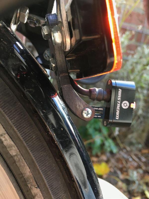 SuperNova Airstream 2 tail light bracket for Brompton