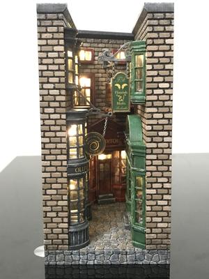 Harry Potter Diagon Alley Book Nook