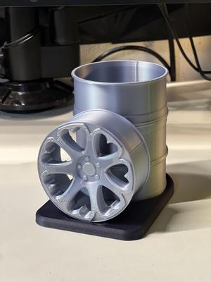 V5 Pen Holder - Heart Spoke Wheel.stl