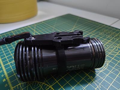 Exposure light to go-pro buckle mount