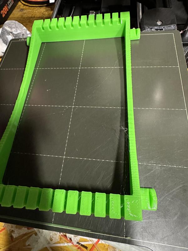 Webrahmen mit Stiften