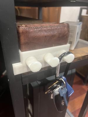 Title: Wallet and Key Holder Desk Mount