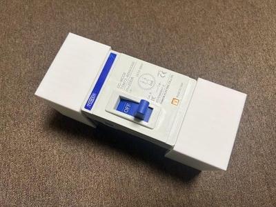 Tomzn MCCB DC circuit breaker cover
