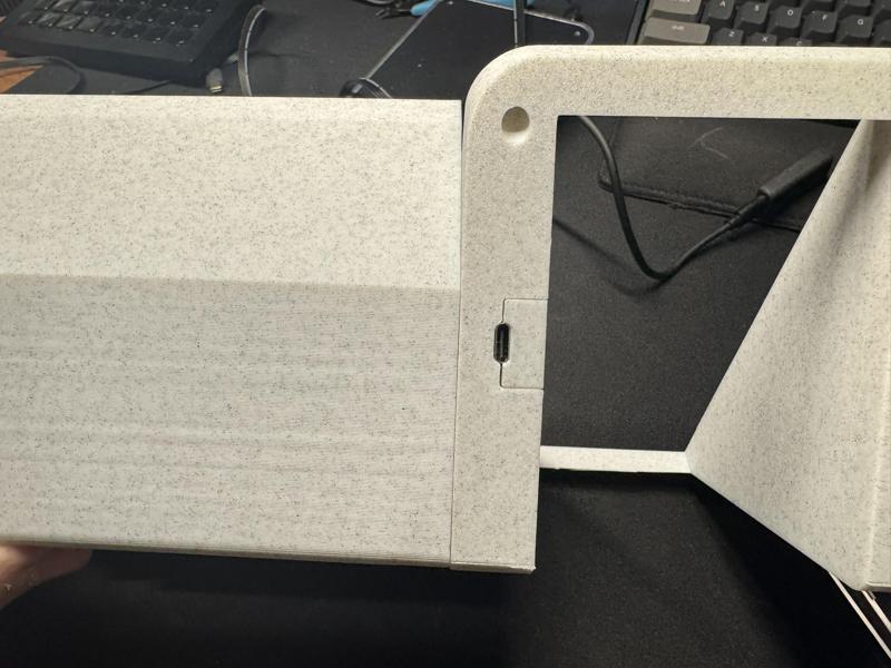 PC Panel Pro stand with integrated USB