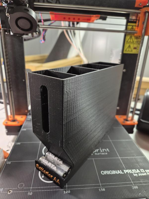 AA Battery Dispenser - Parametric