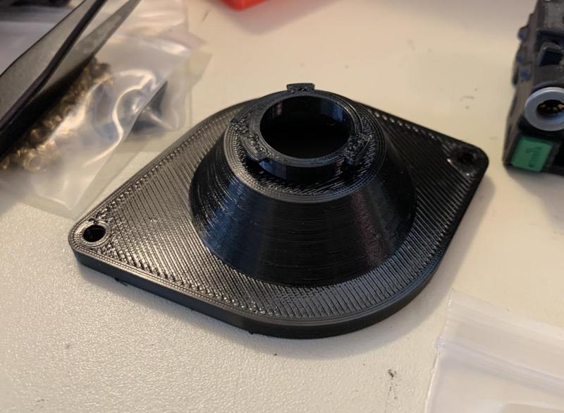 Adapter Plate - 75x75x30mm Fugetek radial fan to 3M Filter Bayonet