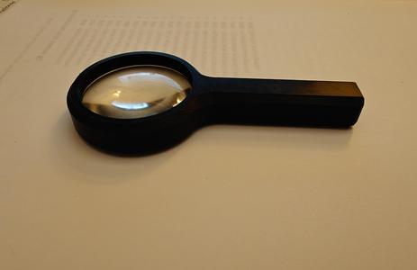 Magnifying glass - holder 3 diameters