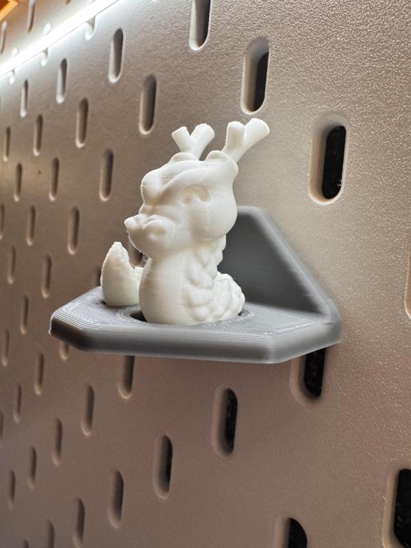 Cali-Dragon Skadis Display