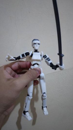 Overdesigned Dummy 13