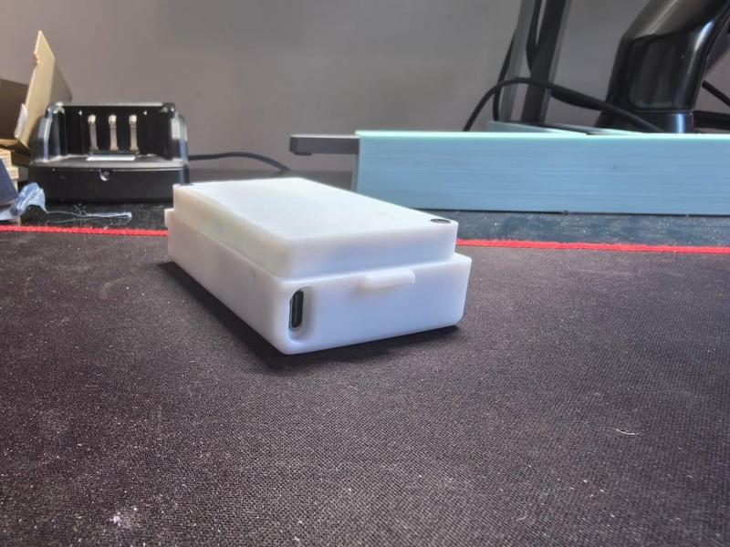 YAESU FT-70D Battery case