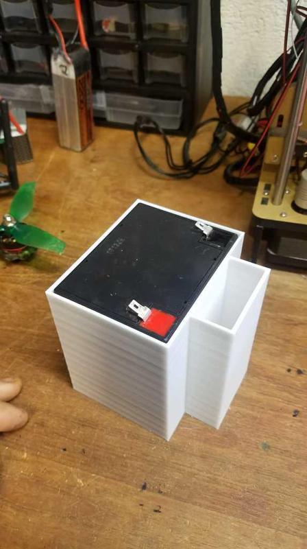 UB1250 Battery Box