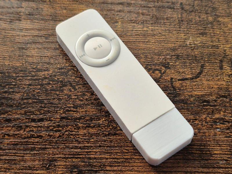 iPod Shuffle 1st Generation USB Cover